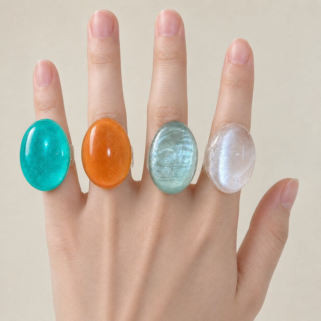 Zhang Oval Transparent Resin Ring
