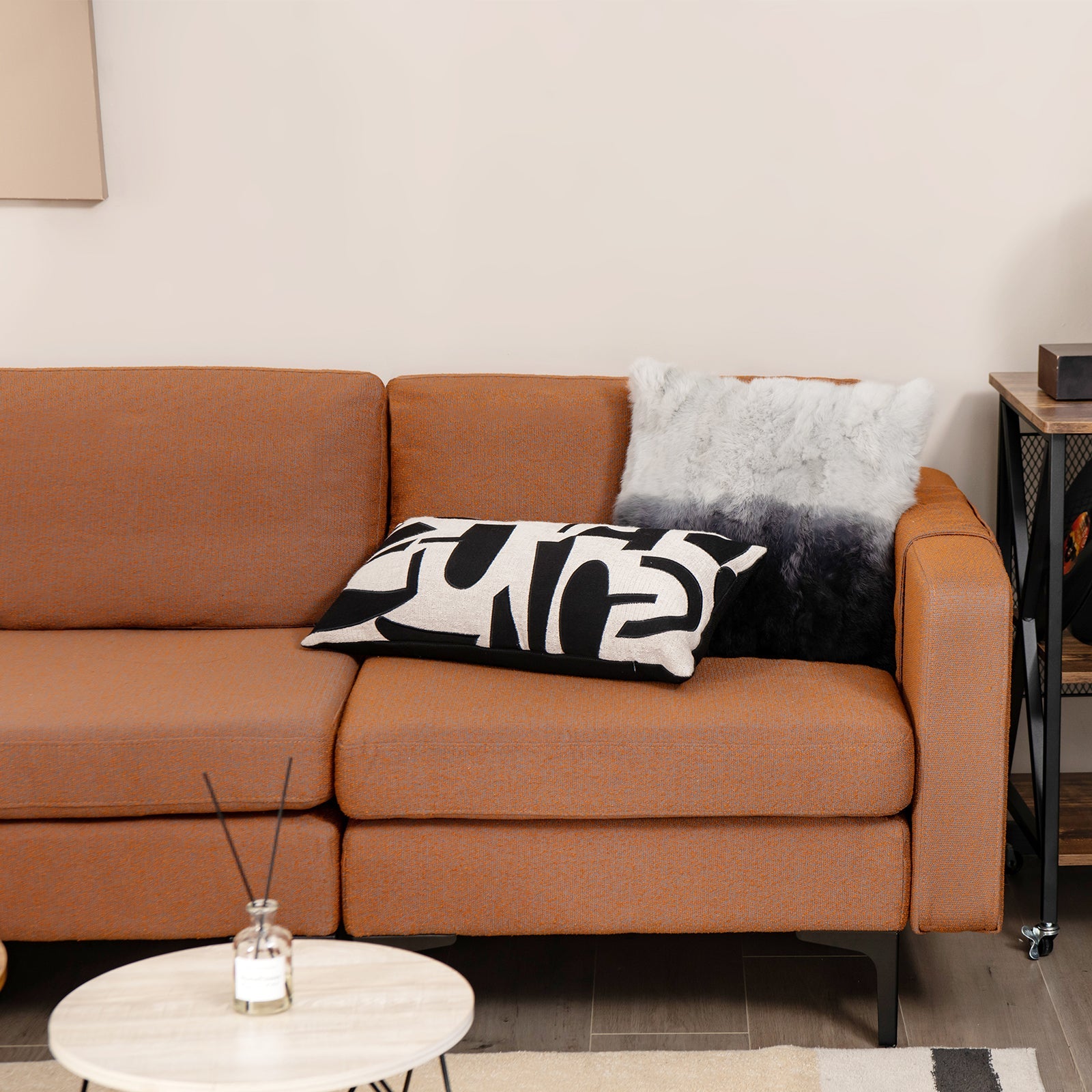 Modular L-shaped Sectional Sofa with Reversible Ottoman and 2 USB Ports