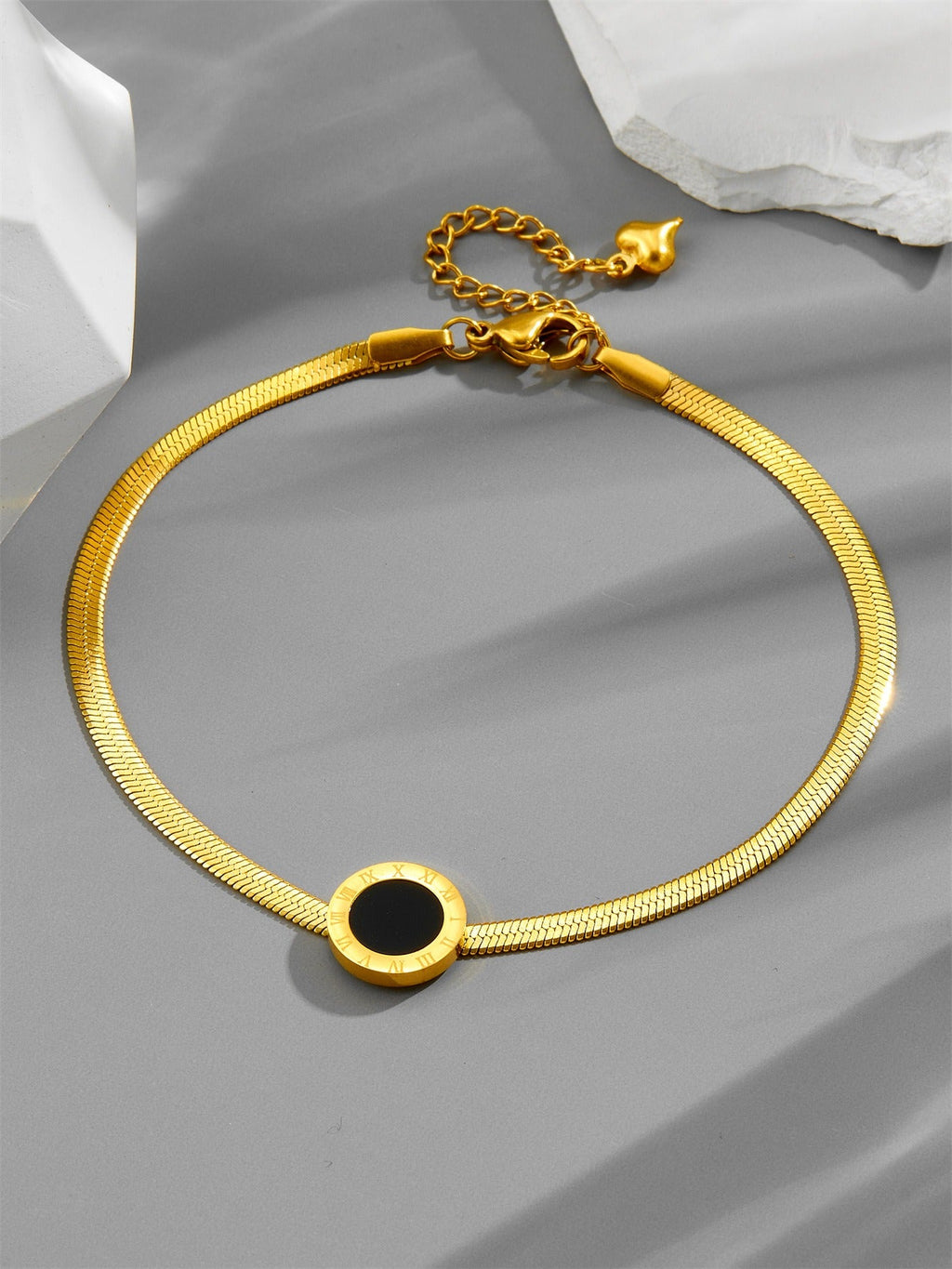 18K gold light luxury exquisite Roman numeral bracelet
