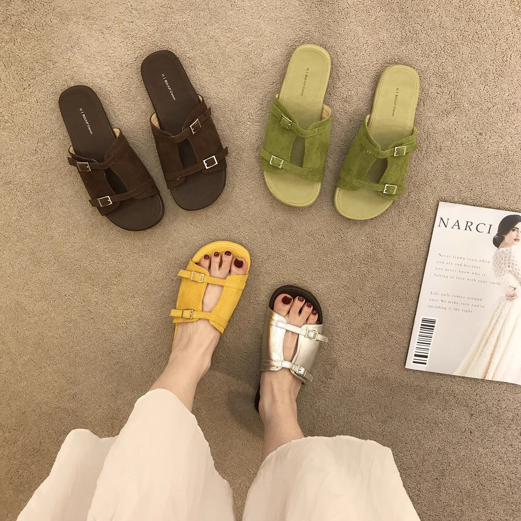 Summer Outdoor New-style Retro Flat-heeled Sandals