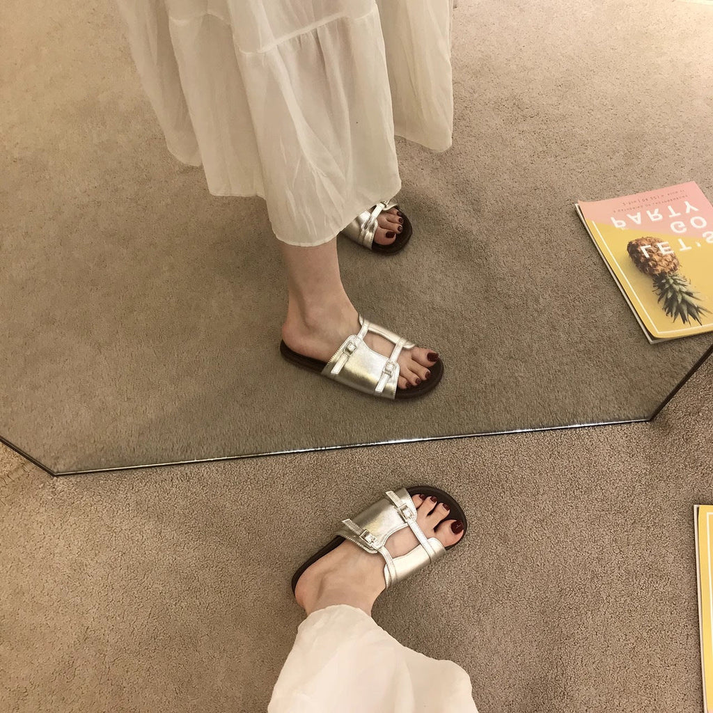 Summer Outdoor New-style Retro Flat-heeled Sandals