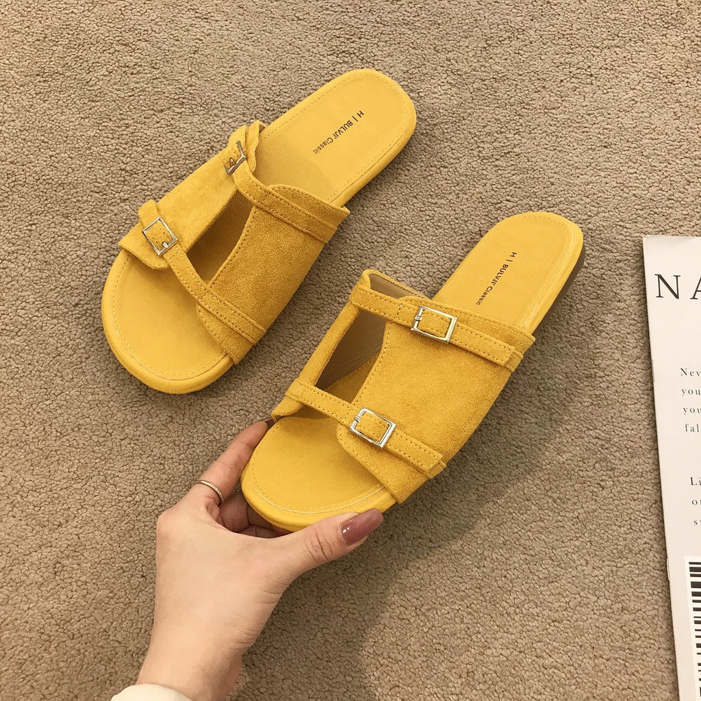 Summer Outdoor New-style Retro Flat-heeled Sandals