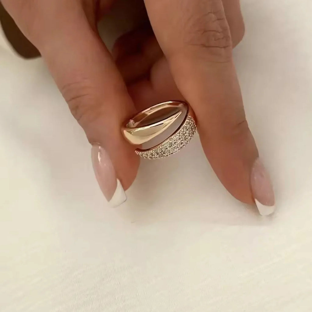 18 K Gold Plated Sun Rings for Women Natural Stone Inlaid in Hollow Metal Texture Ring Trendy Jewelry