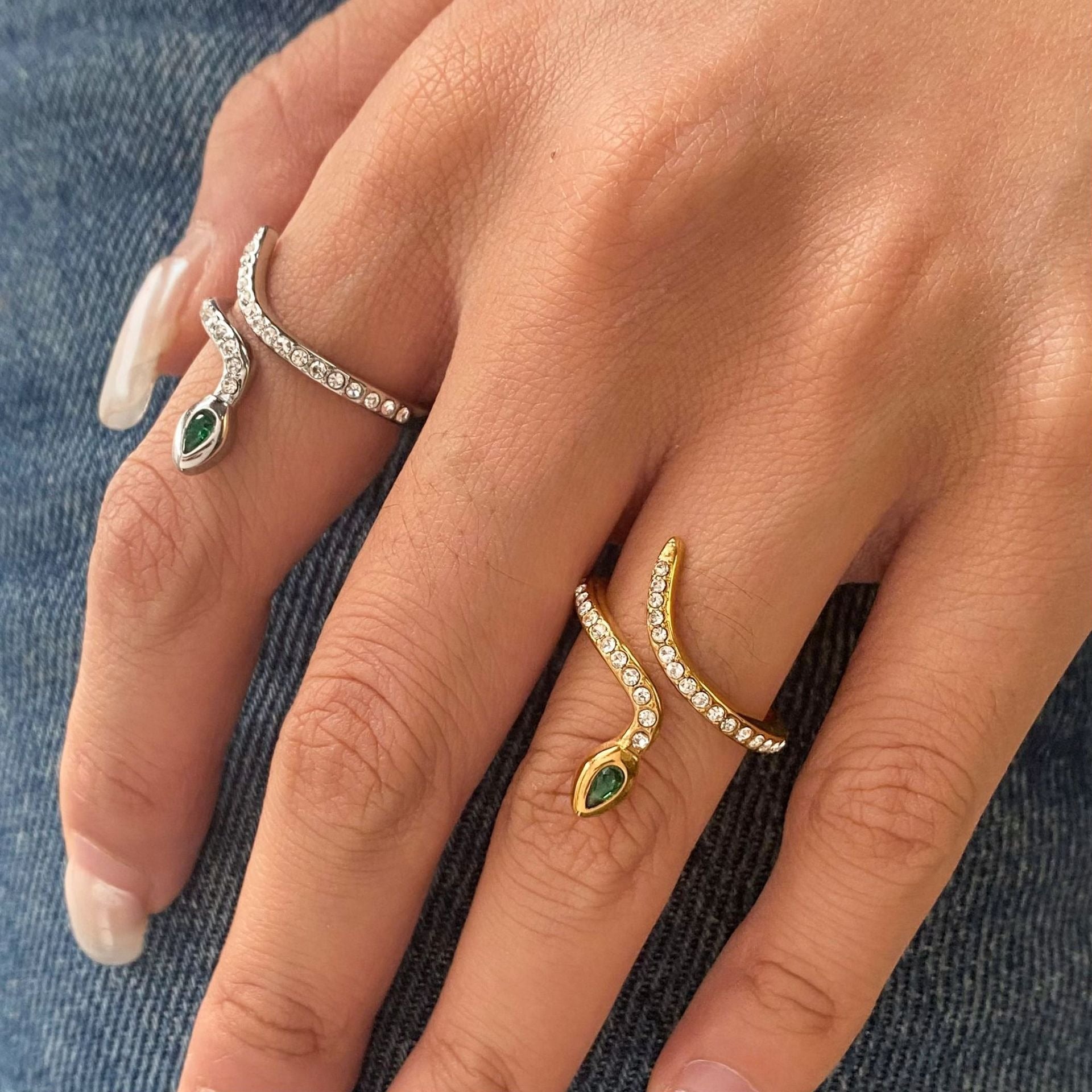 18K gold and titanium steel snake ring